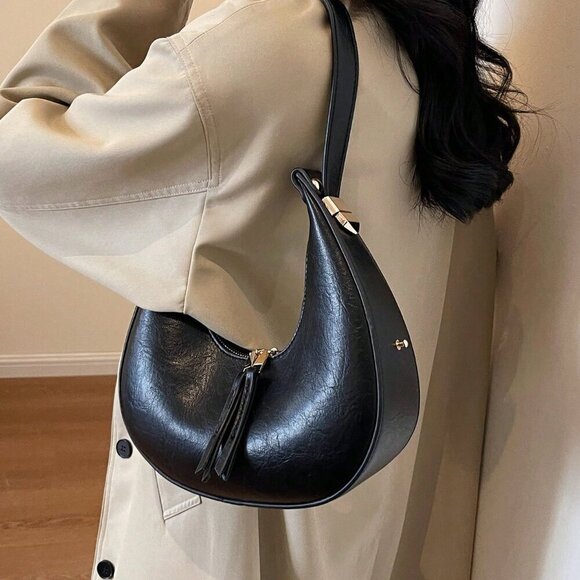 Black Elegant Women's Soft Faux Leather Hobo Bag - Picture 3 of 7